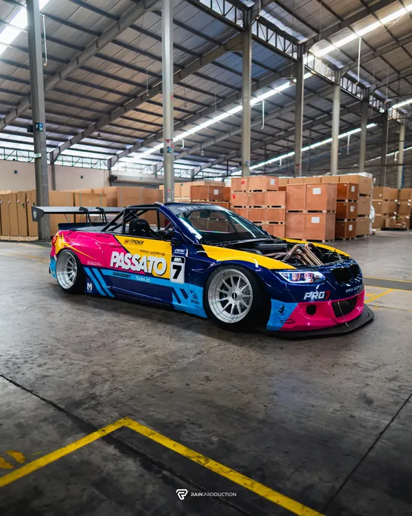 BMW Passato side profile in its Passato livery