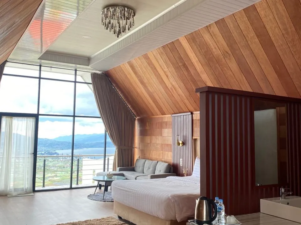 Superior Balcone, Cambai Hill