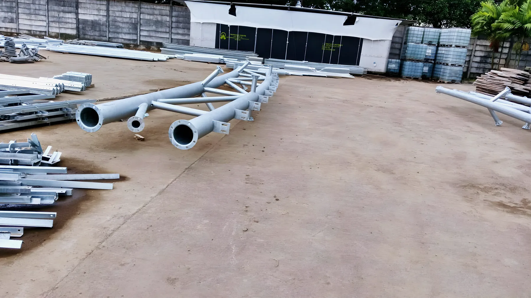 Galvanized trusses and pipes in the yard